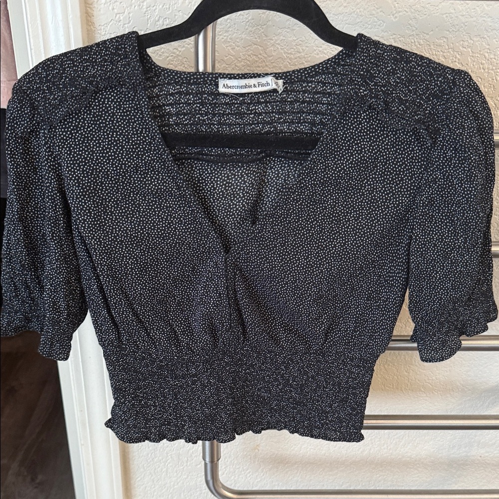 Abercrombie & Fitch Black and White Polka Dot Crop Top Blouse